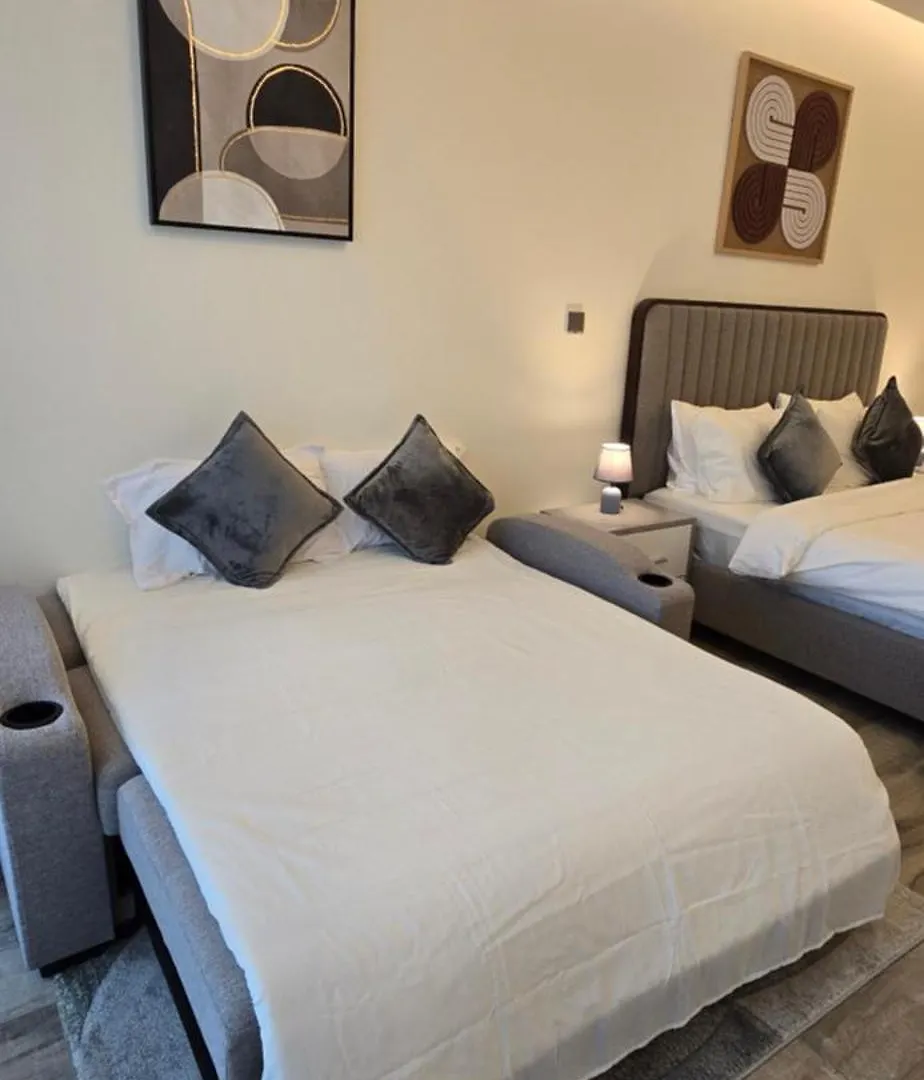 Studio Apartment Near Downtown Dubai